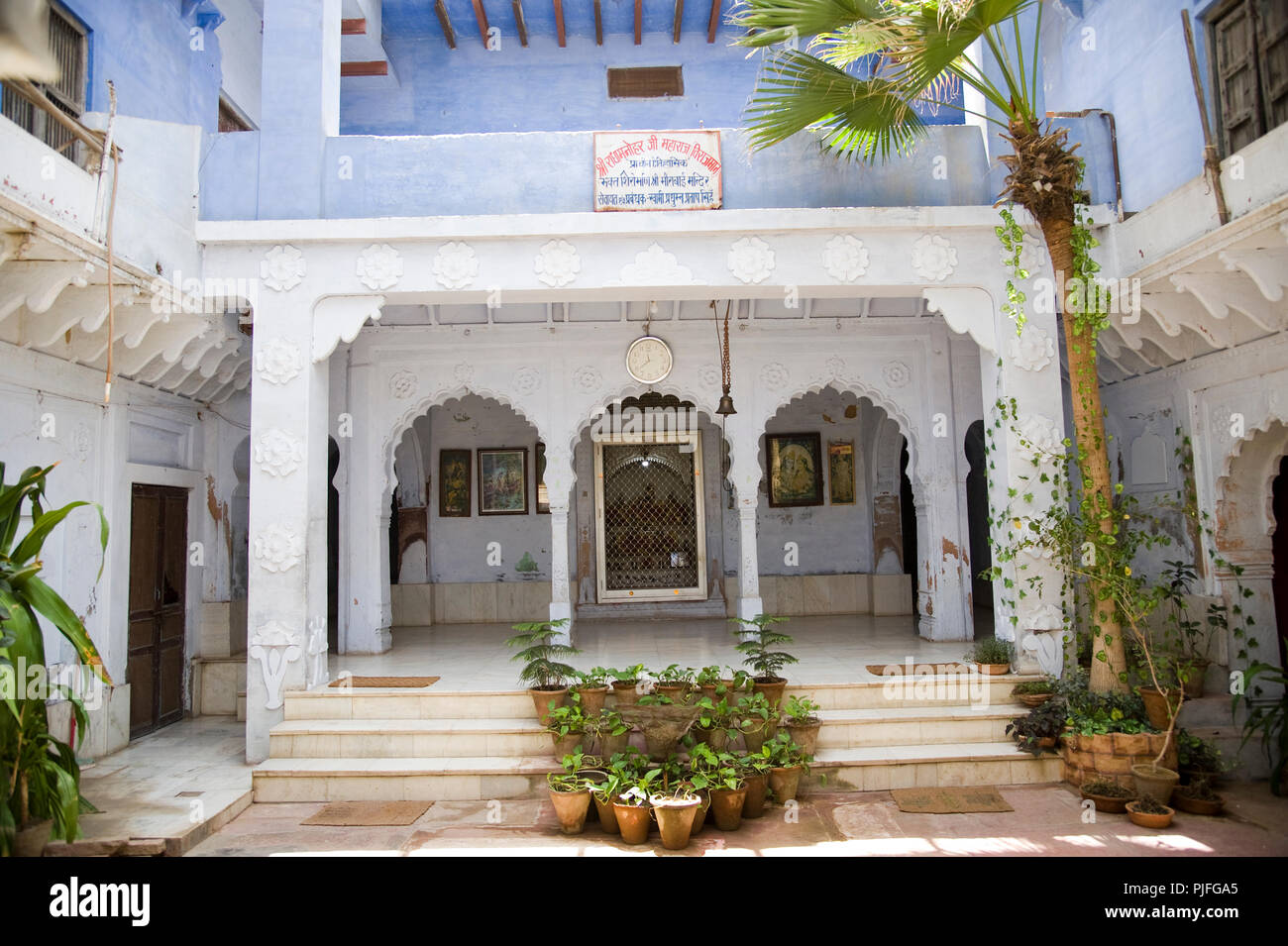 Mirabai Temple Hi Res Stock Photography And Images Alamy