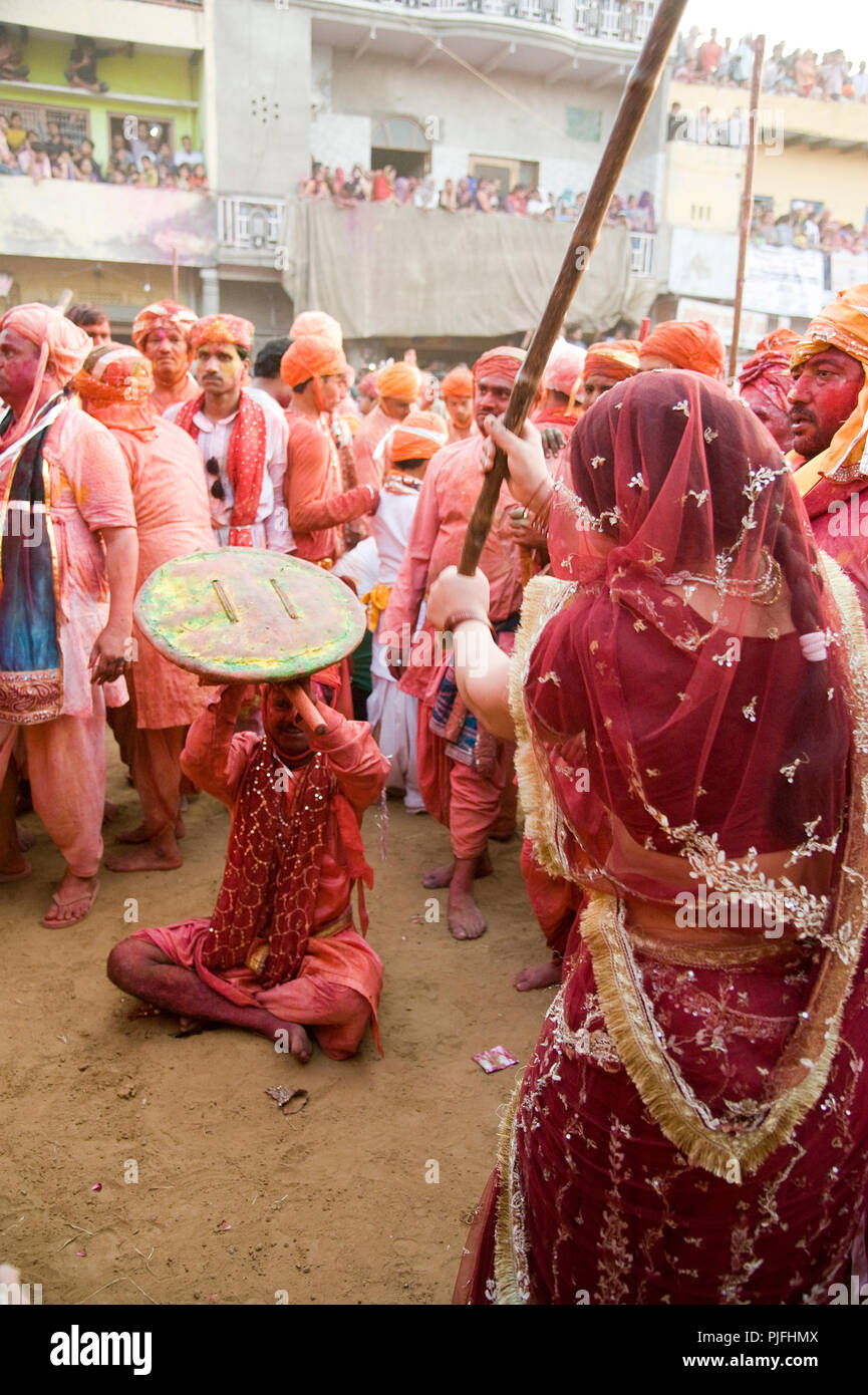lathmar holi mathura
