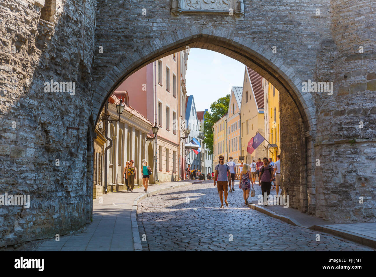 Tallinn medieval building hi-res stock photography and images - Alamy