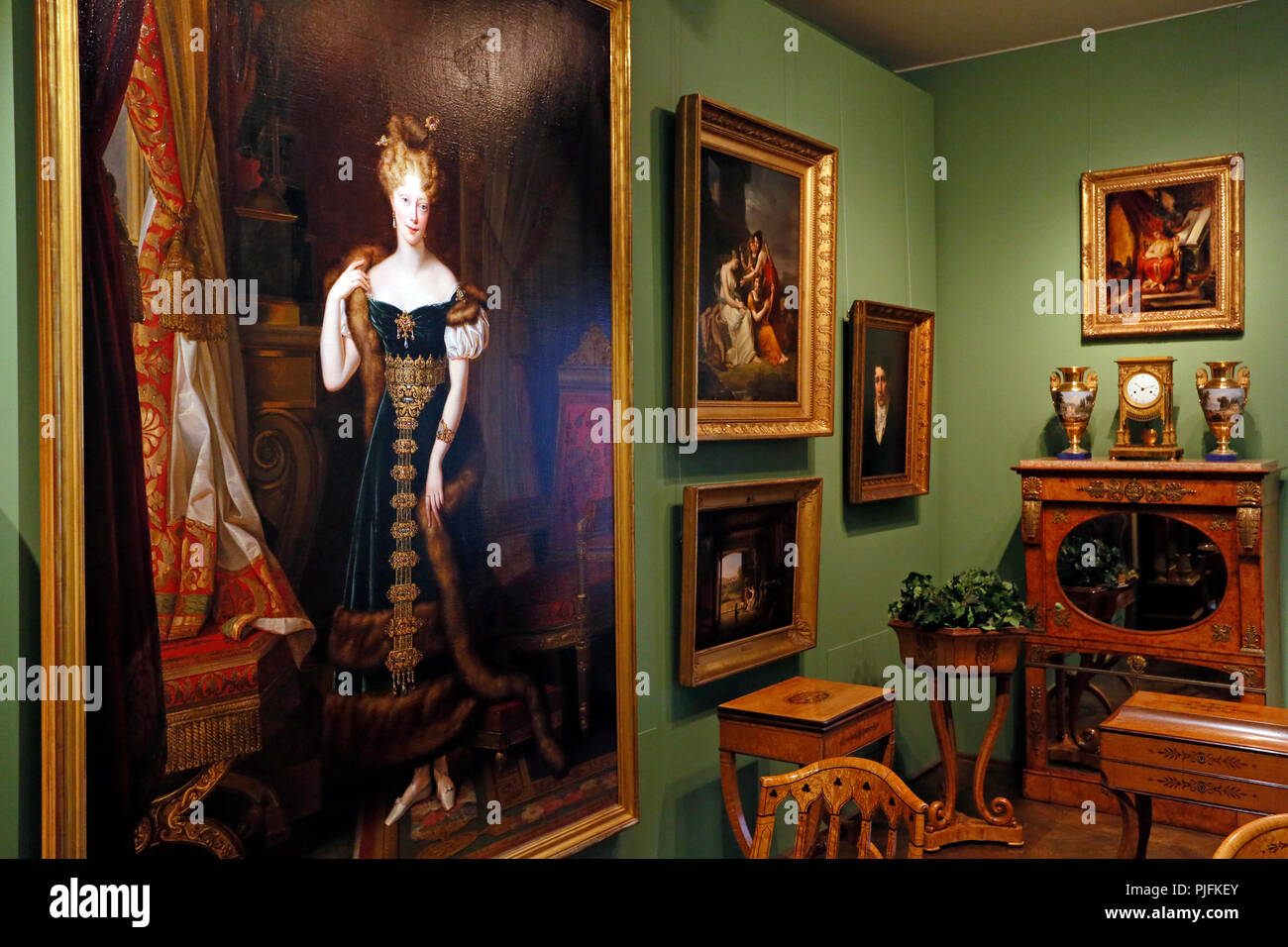 Paris, 1st district. Museum of Decorative Arts. Gallery 19th century