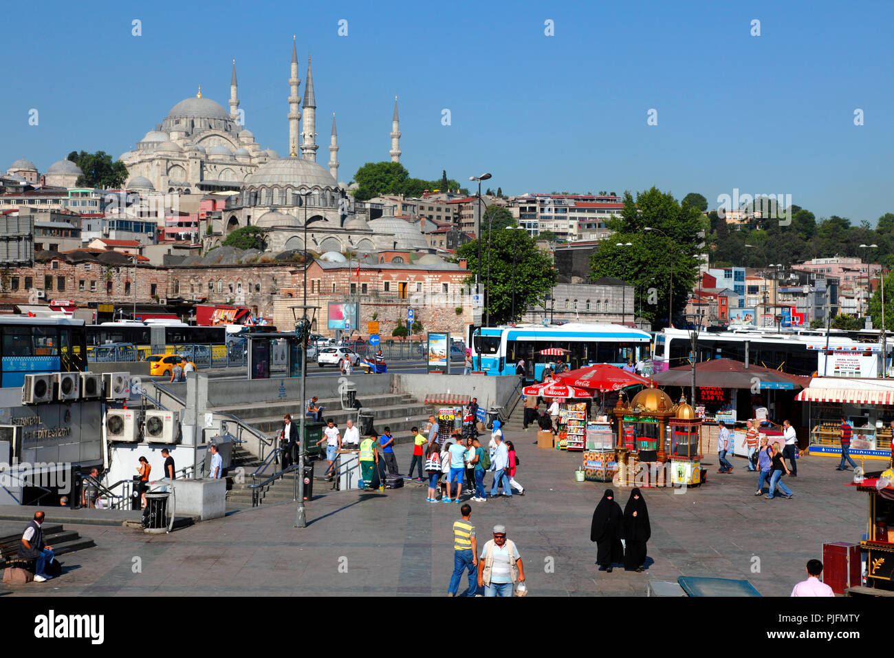 turkey istanbul fatih municipality eminonu quarter bus station and mosques rustem pasa mosque and suleymaniye mosque stock photo alamy