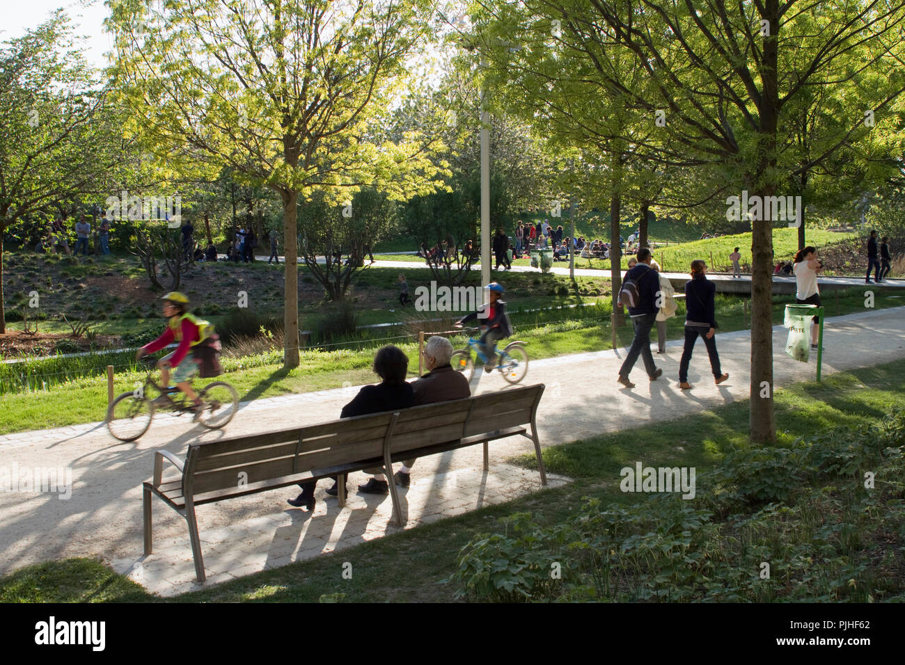Martin luther king park paris hires stock photography and images Alamy