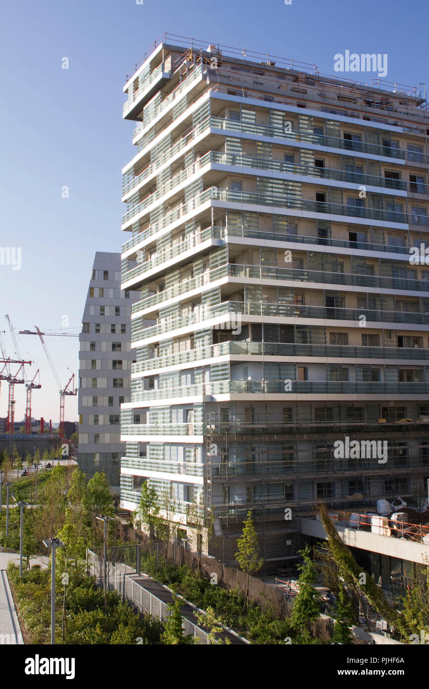 France, Paris, Parc Clichy-Batignolles-Martin Luther King,new building of the eco-district Stock Photo