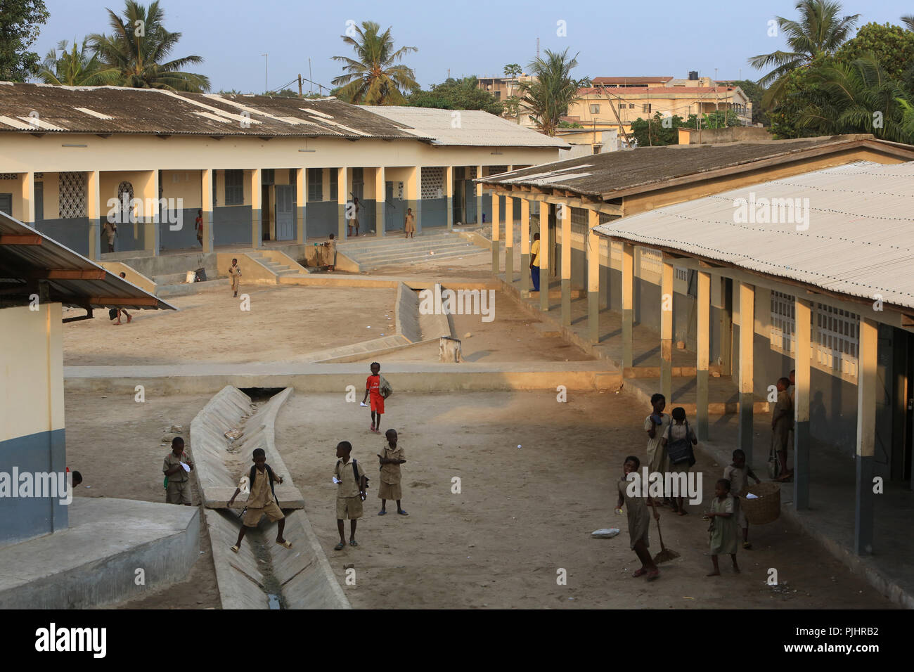Schoolchildren Togolese in recreation. Primary School Adjalle. Lome