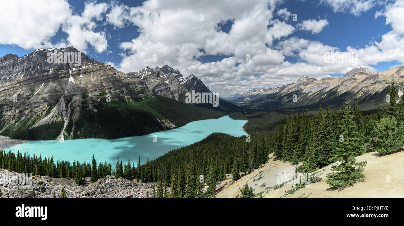 Rocky mountains and Peyto Lake in Banff National Park Stock Photo - Alamy