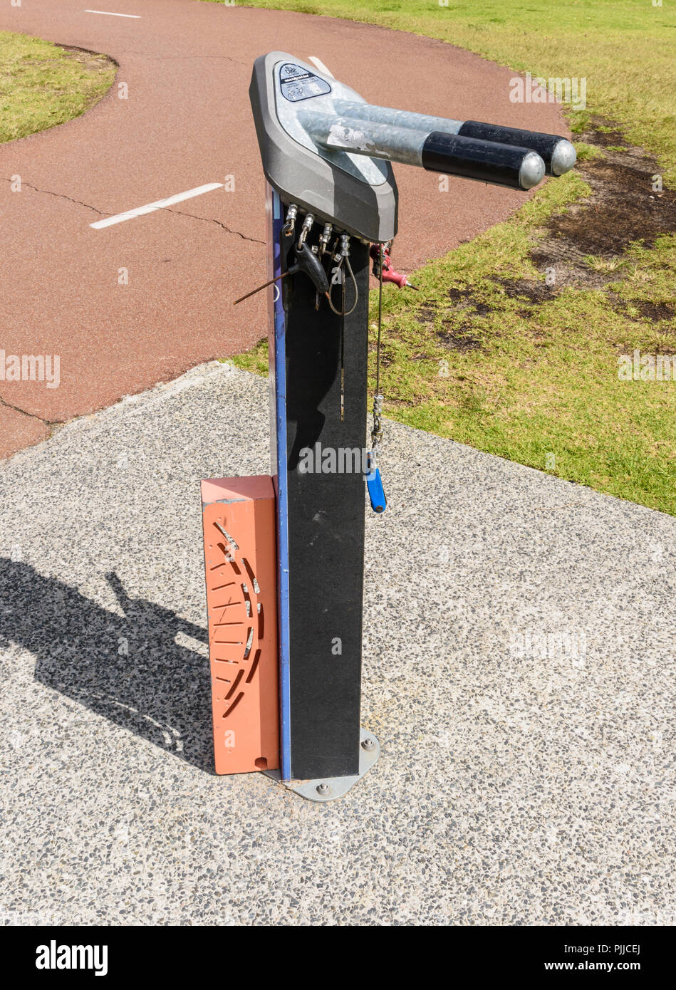 Bike fixation deluxe public work cheap stand