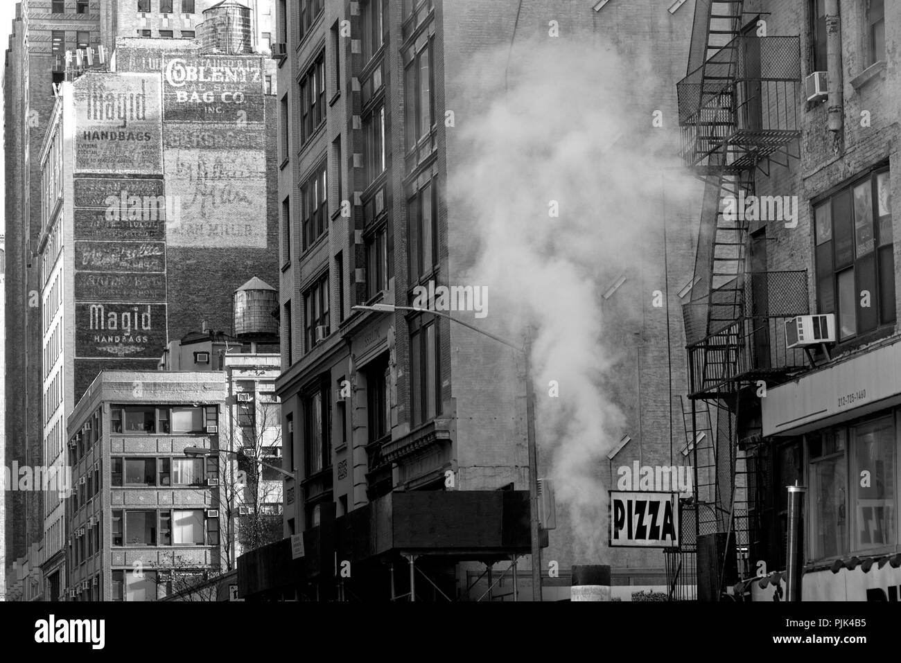 Smoke in manhattan hires stock photography and images Alamy