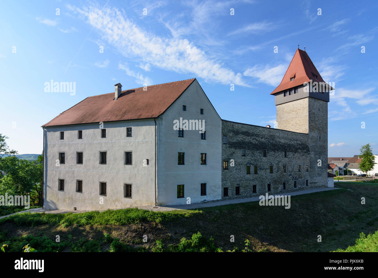 Ulmerfeld, castle Schloss Ulmerfeld in Austria, Lower Austria (Niederösterreich), Mostviertel region Stock Photo