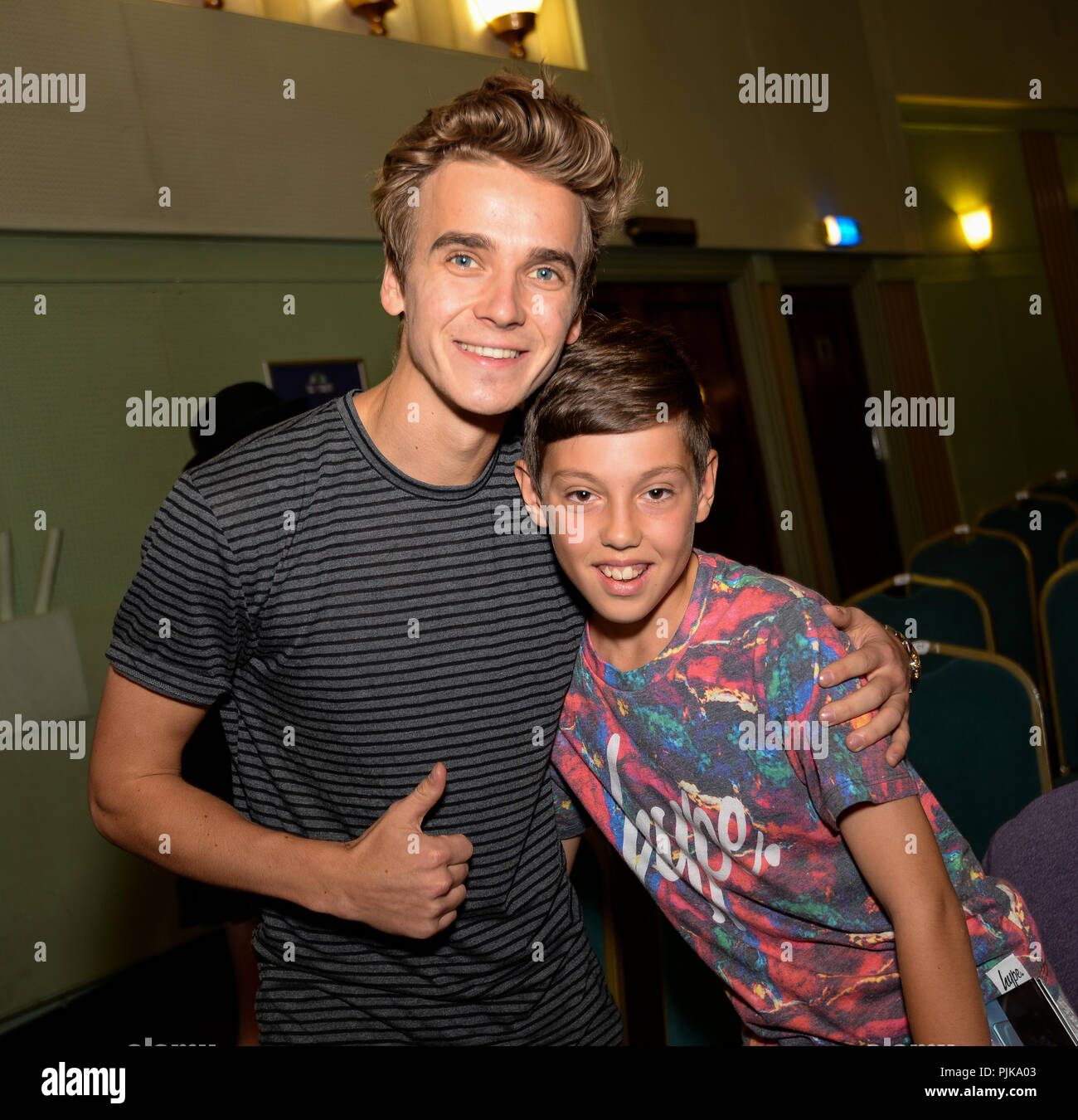 Joe sugg hi-res stock photography and images - Alamy