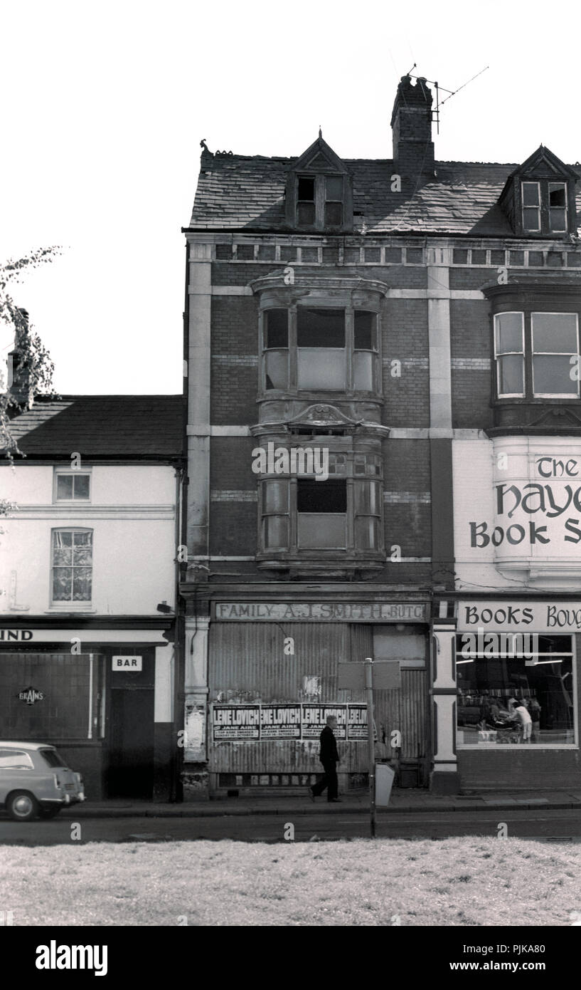 Wales, Cardiff, city centre, Bridge Street, old Victorian Buildings awaiting demolition in late 1970s Stock Photo