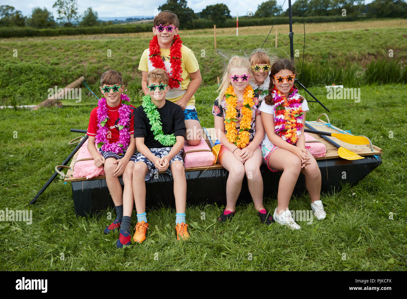 Kids Raft Racing Raft race kids hi-res stock photography and images - Alamy