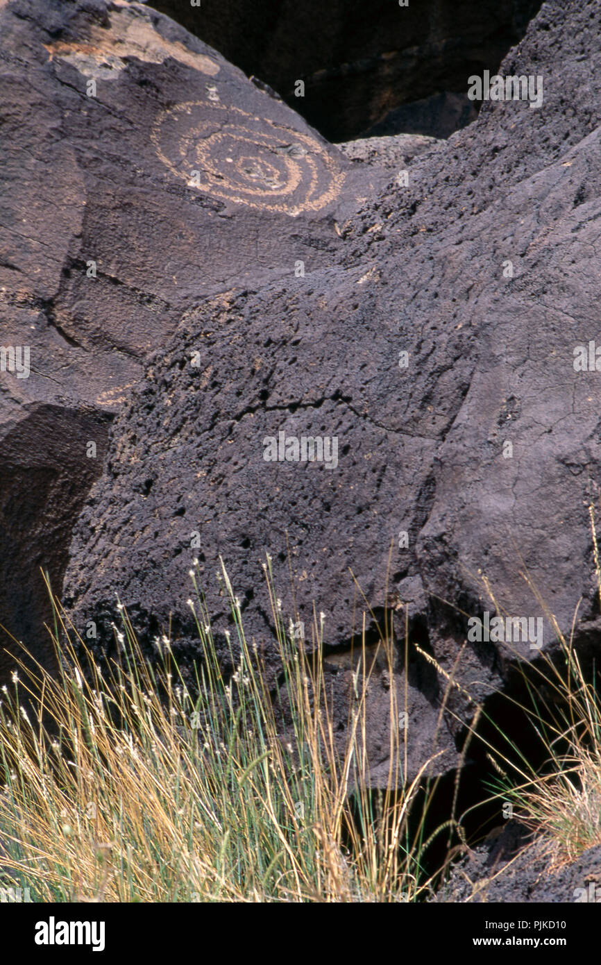 Petroglyphs on basalt, Petroglyph National Monument, Albuquerque, New Mexico. Photograph Stock Photo