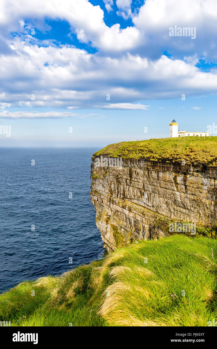 The Duncansby Head Lighthouse at John o Groats Stock Photo