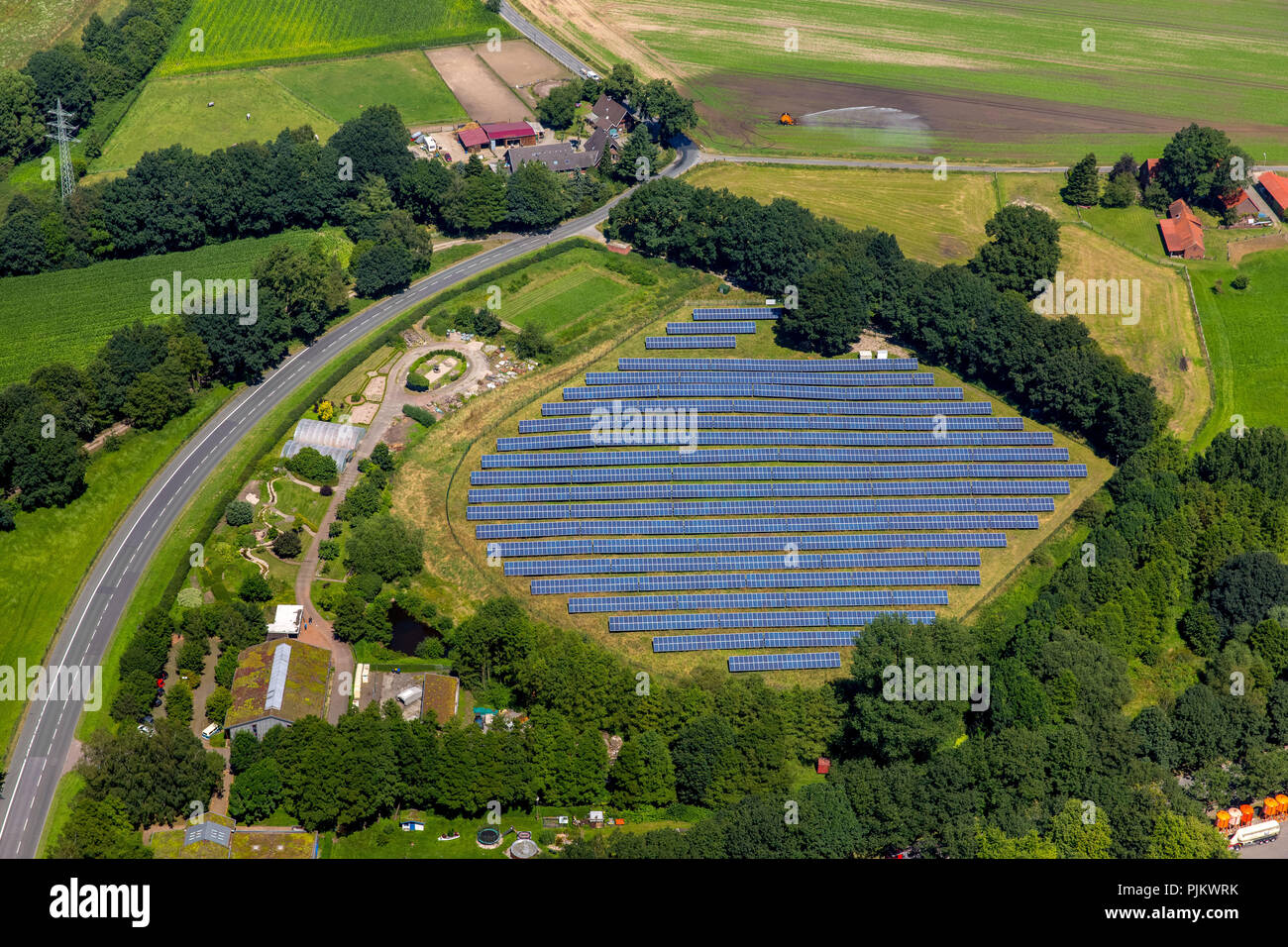 Solar plants Wienbachstraße, solar field, alternative energy, solar power, Wulfen, Dorsten, Ruhr area, North Rhine-Westphalia, Germany Stock Photo