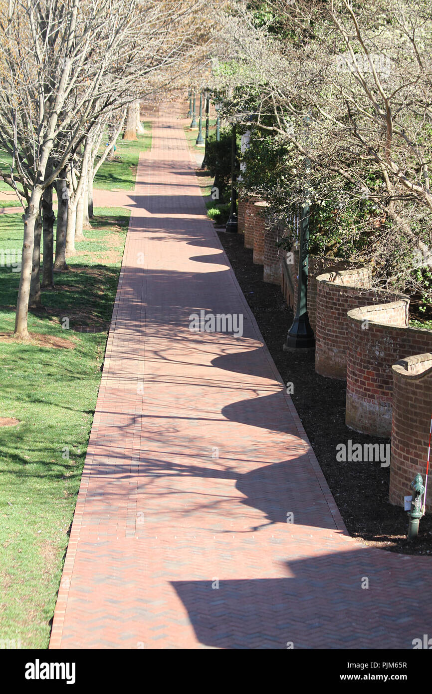 Charlottesville, VA, USA. Serpentine wall at University of Virginia. Stock Photo