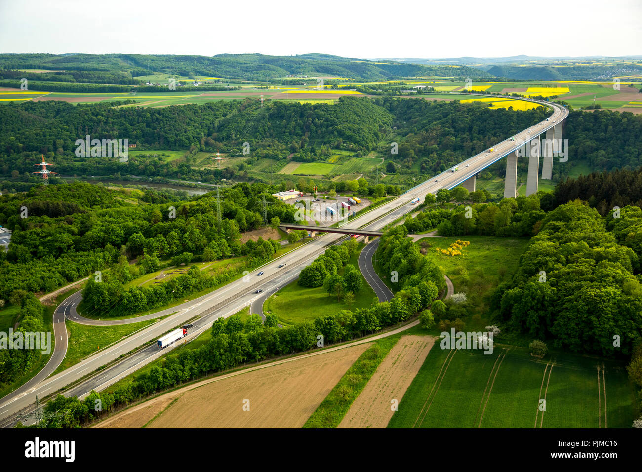 Mosel Valley Bridge at Dieblich, Koblenz Winningen, crossing the A61 motorway over the Moselle, Winningen, Mayen-Koblenz, Rhineland-Palatinate, Germany Stock Photo