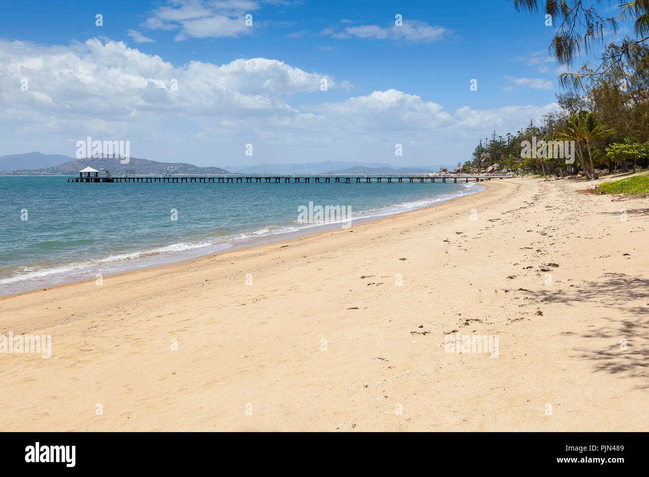 The nice beach of Magnetic Iceland in Australia, Der schoene Strand von Magnetic Island in Australien Stock Photo