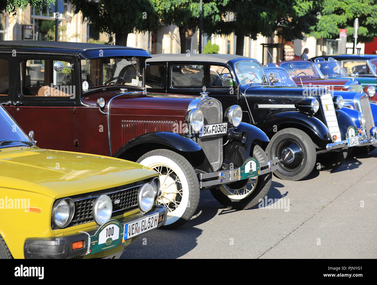 Magdeburg Germany 08th Sep 18 Vehicles Stand At The Start Of The Old Timer Exit On