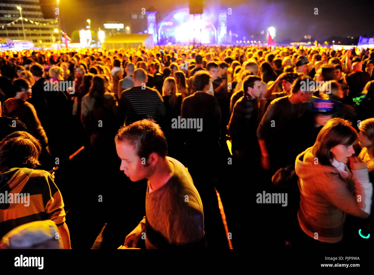 Nighttime impressions of the Laundry Day festival in Antwerp (Belgium