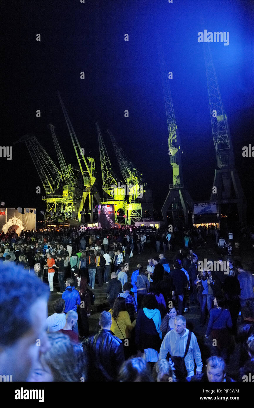Nighttime impressions of the Laundry Day festival in Antwerp (Belgium