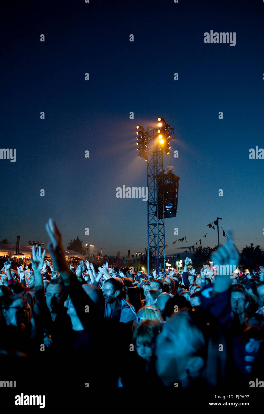 Ambiance impressions of the Laundry Day techno festival in Antwerp