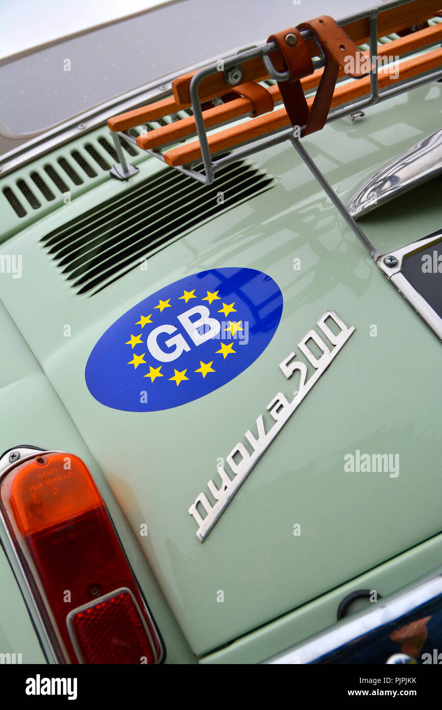 Classic fiat 500 colours hi-res stock photography and images - Alamy