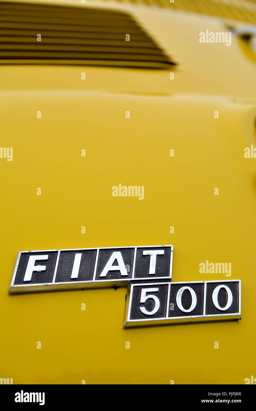 Fiat 500 логотип
