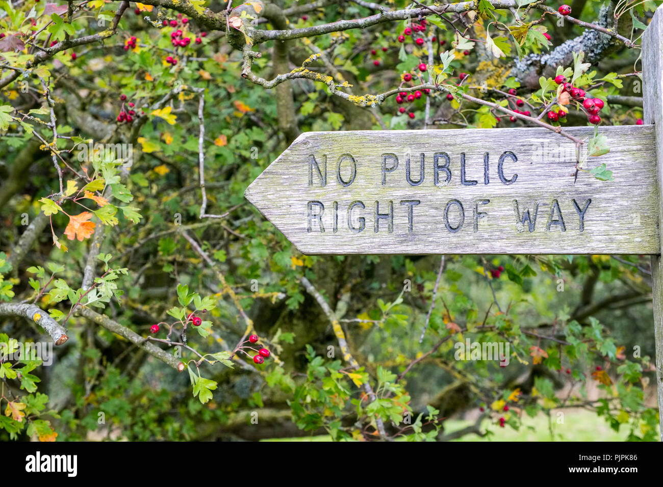 "No Public Right of Way" Fingerpost in the Peak District National Park Stock Photo