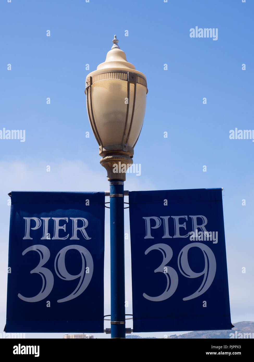 Pier 39 sign hires stock photography and images Alamy