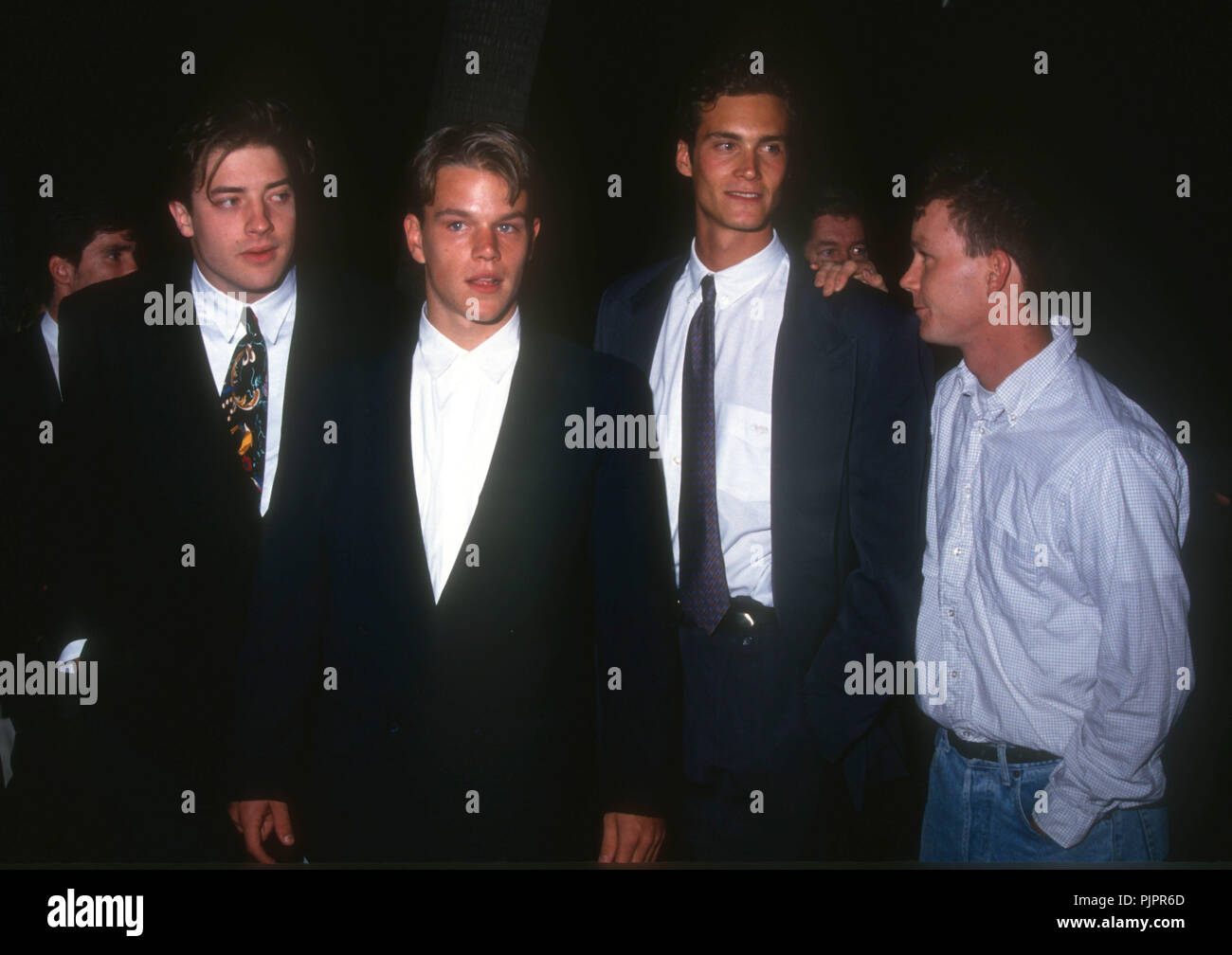 do you have to write an essay on the psat