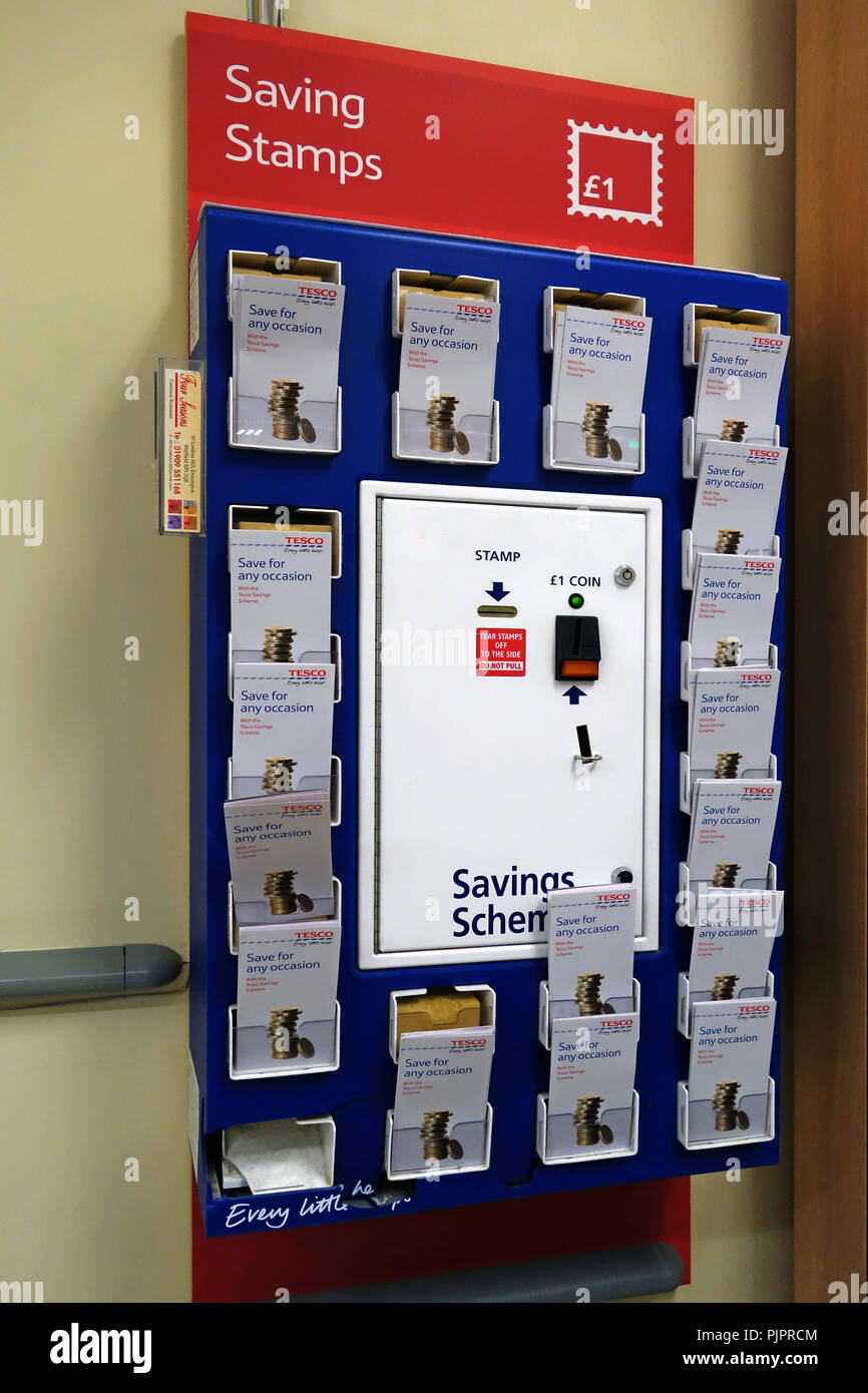 Tesco Supermarket £1 Saving Stamp Scheme leaflets in store Stock Photo