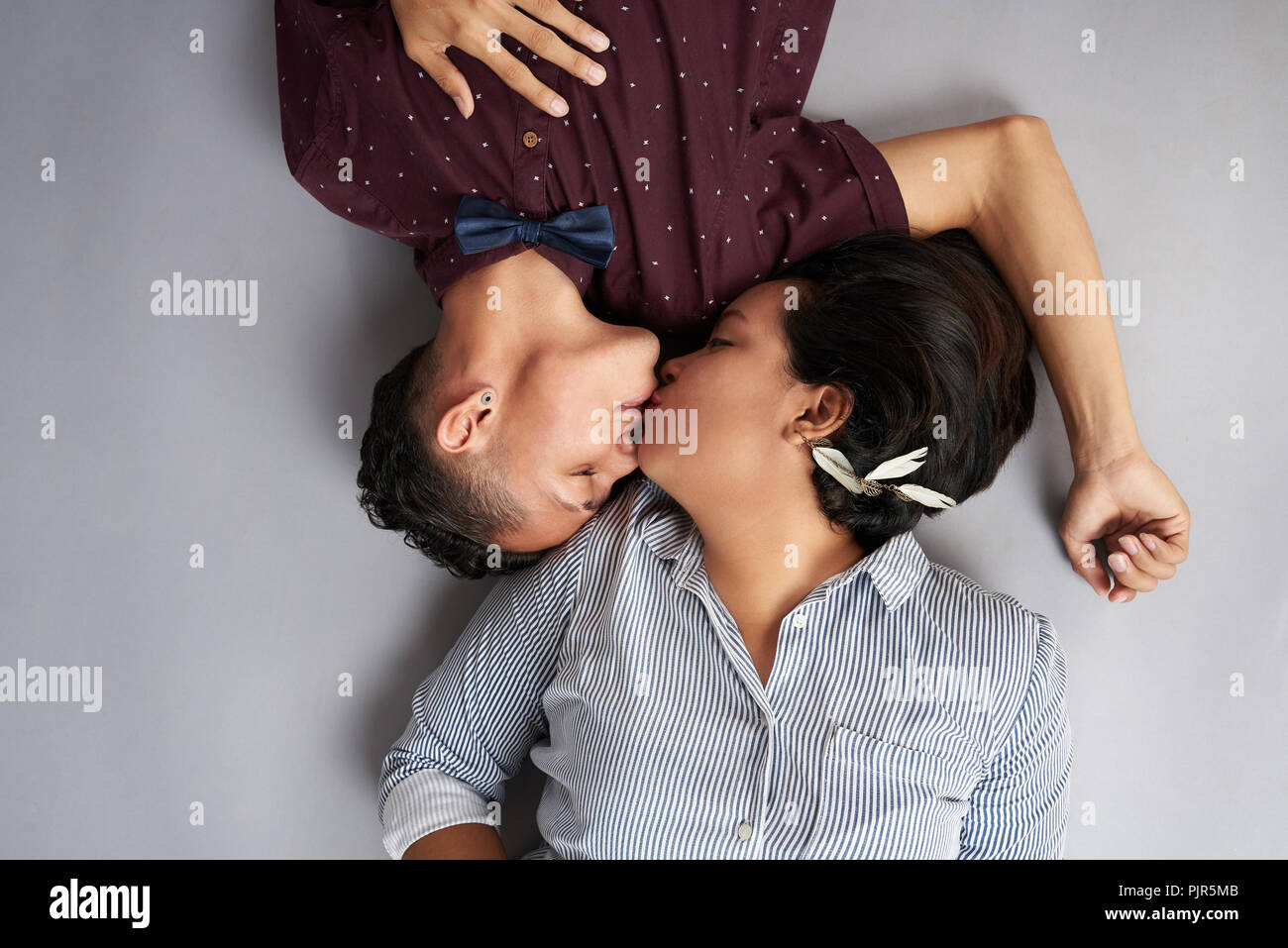 Boyfriend Girlfriend Kissing Happy Face Expression Stock Photo 371485945