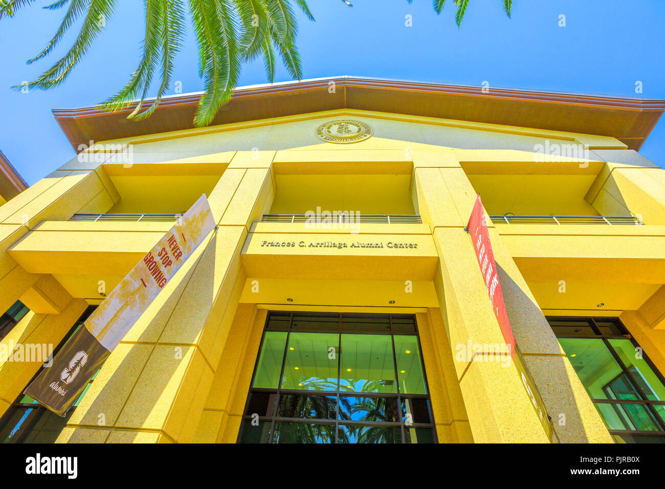 Palo Alto, CA, United States - August 13, 2018: France C. Arrillaga Alumni Center, the Stanford Alumni Association. Stanford University is one of the world's leading teaching and research institutions Stock Photo