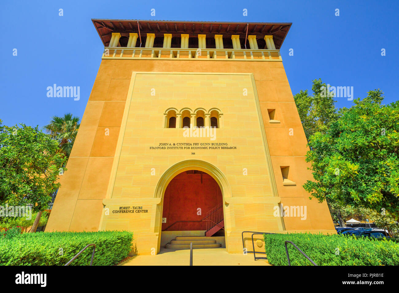 Palo Alto, California, United States - August 13, 2018: Stanford Institute Economic Policy Research. Stanford University, Silicon Valley, is one of world's leading teaching and research institutions. Stock Photo