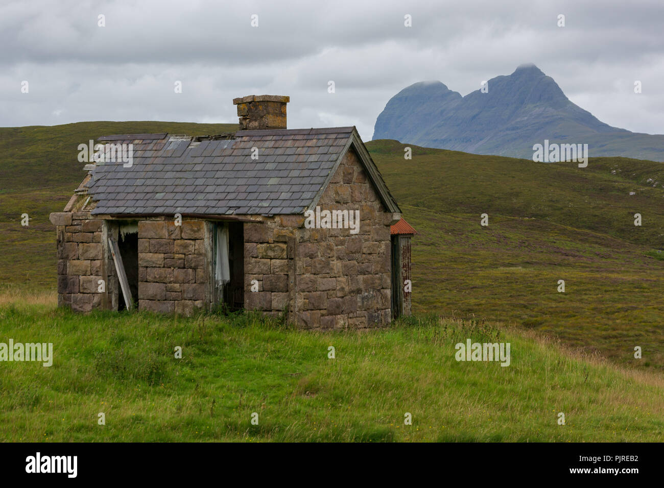 Old Estate Kennels, Elphin, Sutherland, Scotland Stock Photo - Alamy