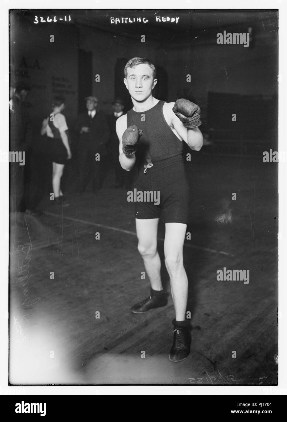 Battling reddy hi-res stock photography and images - Alamy