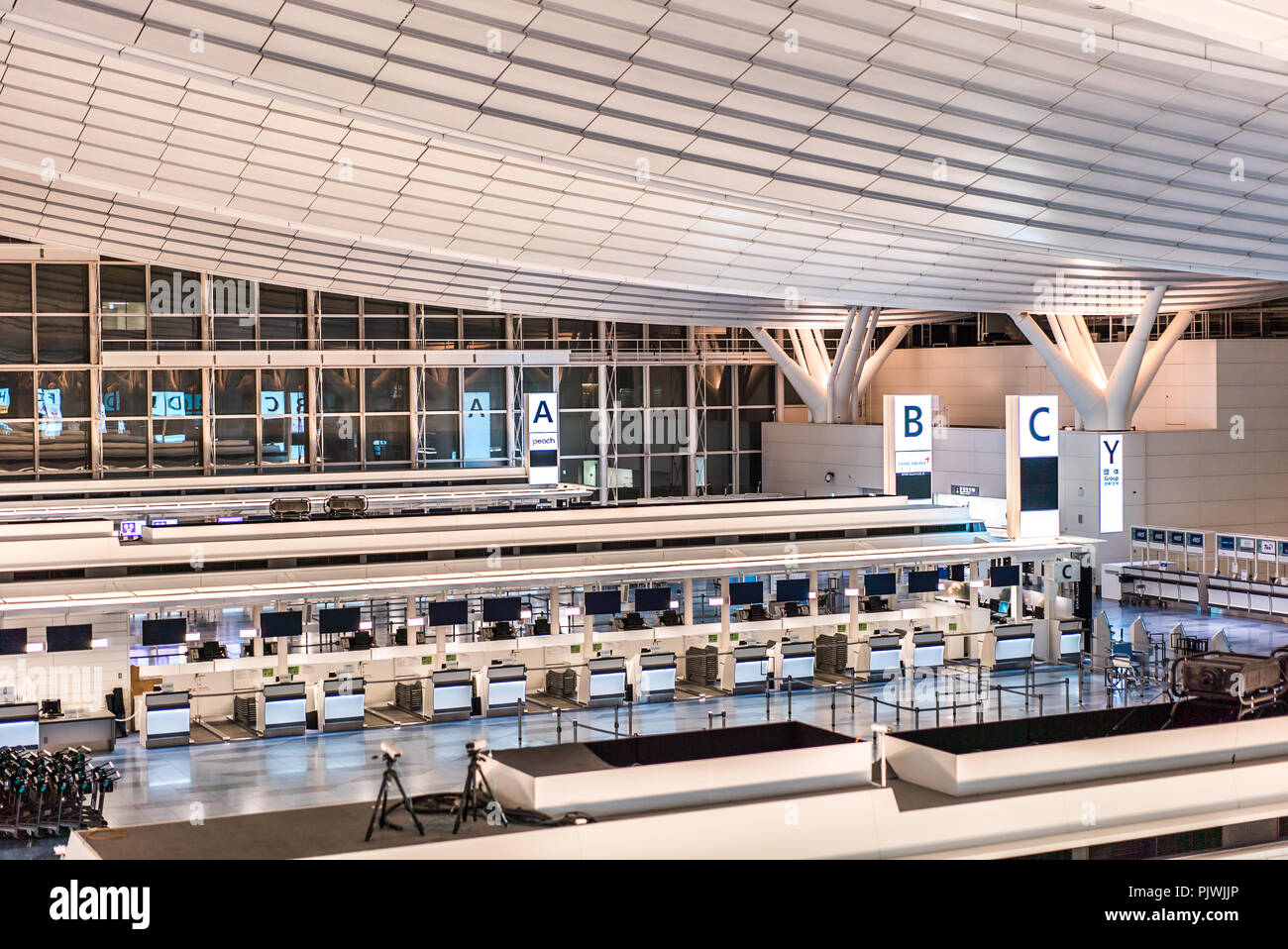 TOKYO, JAPAN - 20 JUNE 2018: A part of Haneda international airport that sells all kind of Japa Stock Photo