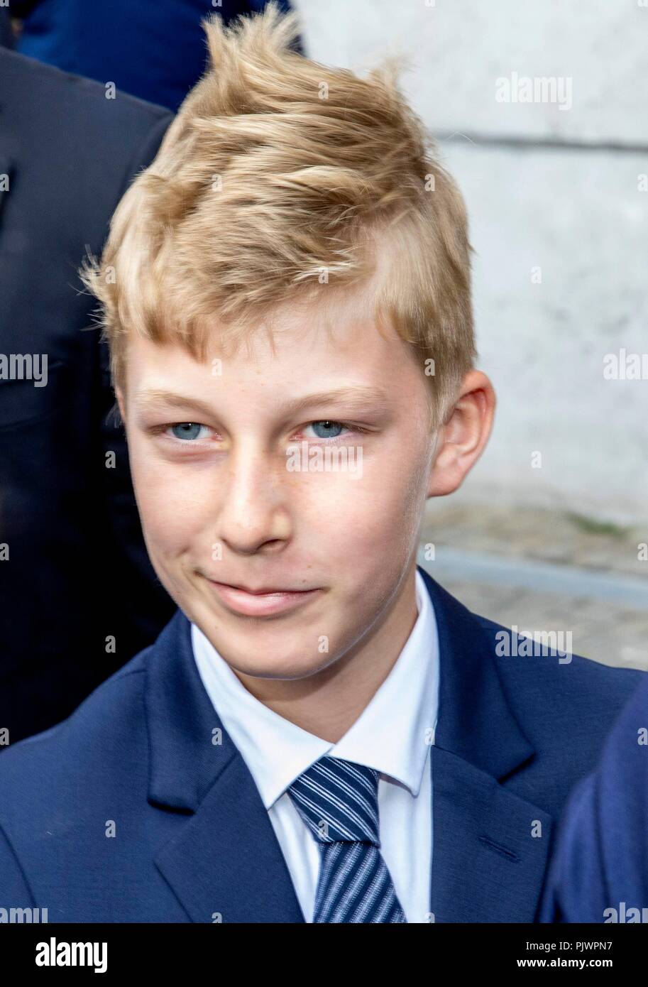 brussel-belgium-08th-sep-2018-prince-emmanuel-of-belgium-leave-at-the-onze-lieve-vrouwekerk-in-laken-on-september-8-2018-after-attending-the-eucharistic-celebration-at-the-occasion-of-the-25th-anniversary-of-the-death-of-hm-king-boudewijn-photo-albert-nieboer-netherlands-outpoint-de-vue-out-credit-dpaalamy-live-news-PJWPN7.jpg