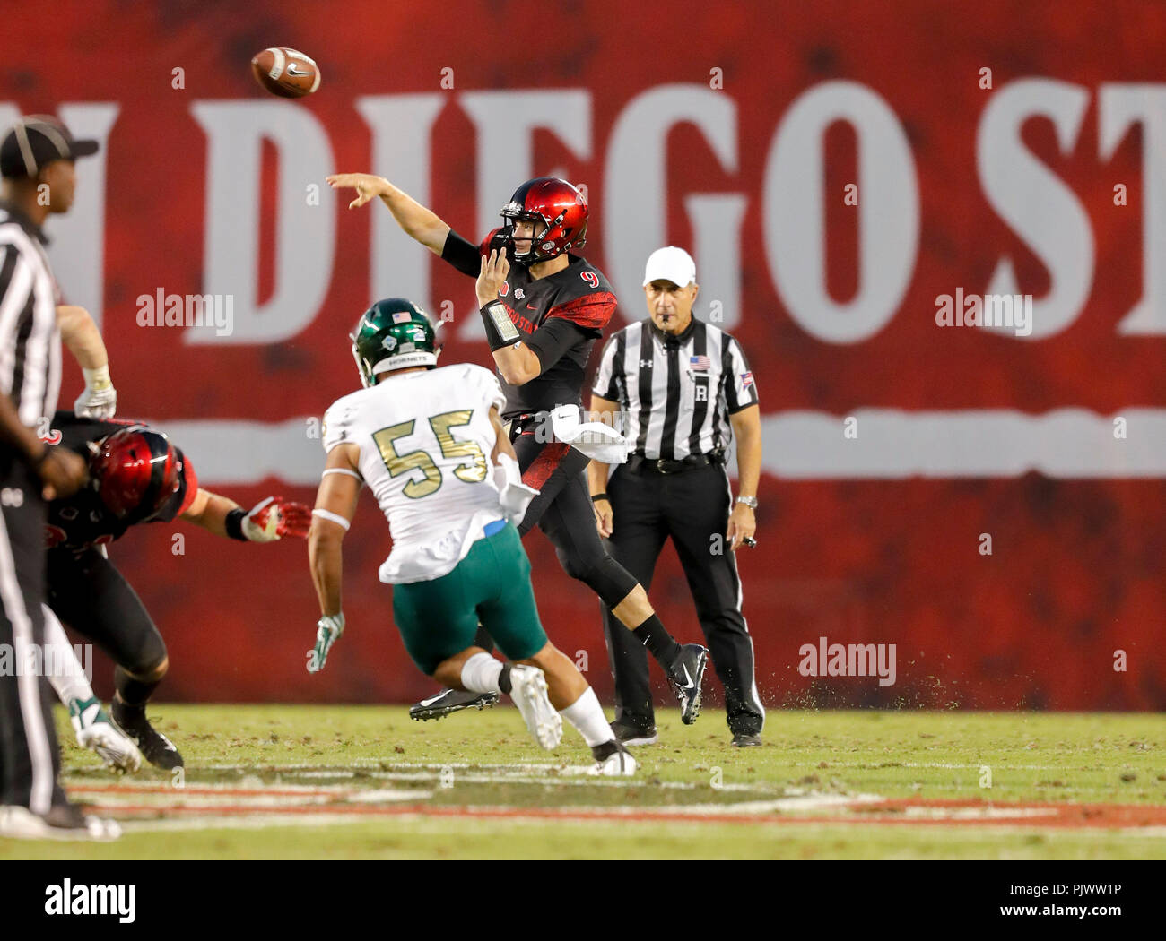 San Diego, California, USA. 8th Sep, 2018. San Diego State Aztecs quarterback Ryan Agnew (9) goes in late in the 2nd quarter against Sacramento State Hornets at SDCCU Stadium in San Diego, California. Michael Cazares/Cal Sport Media. Credit: csm/Alamy Live News Stock Photo
