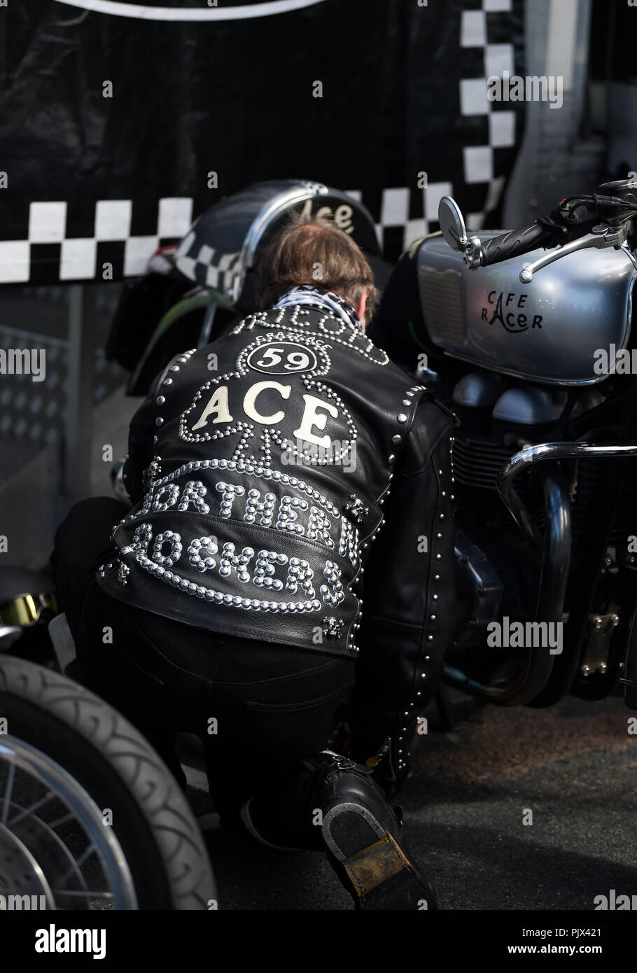Brighton, UK. 9th September 2018. Thousands of bikers and rockers enjoy ...