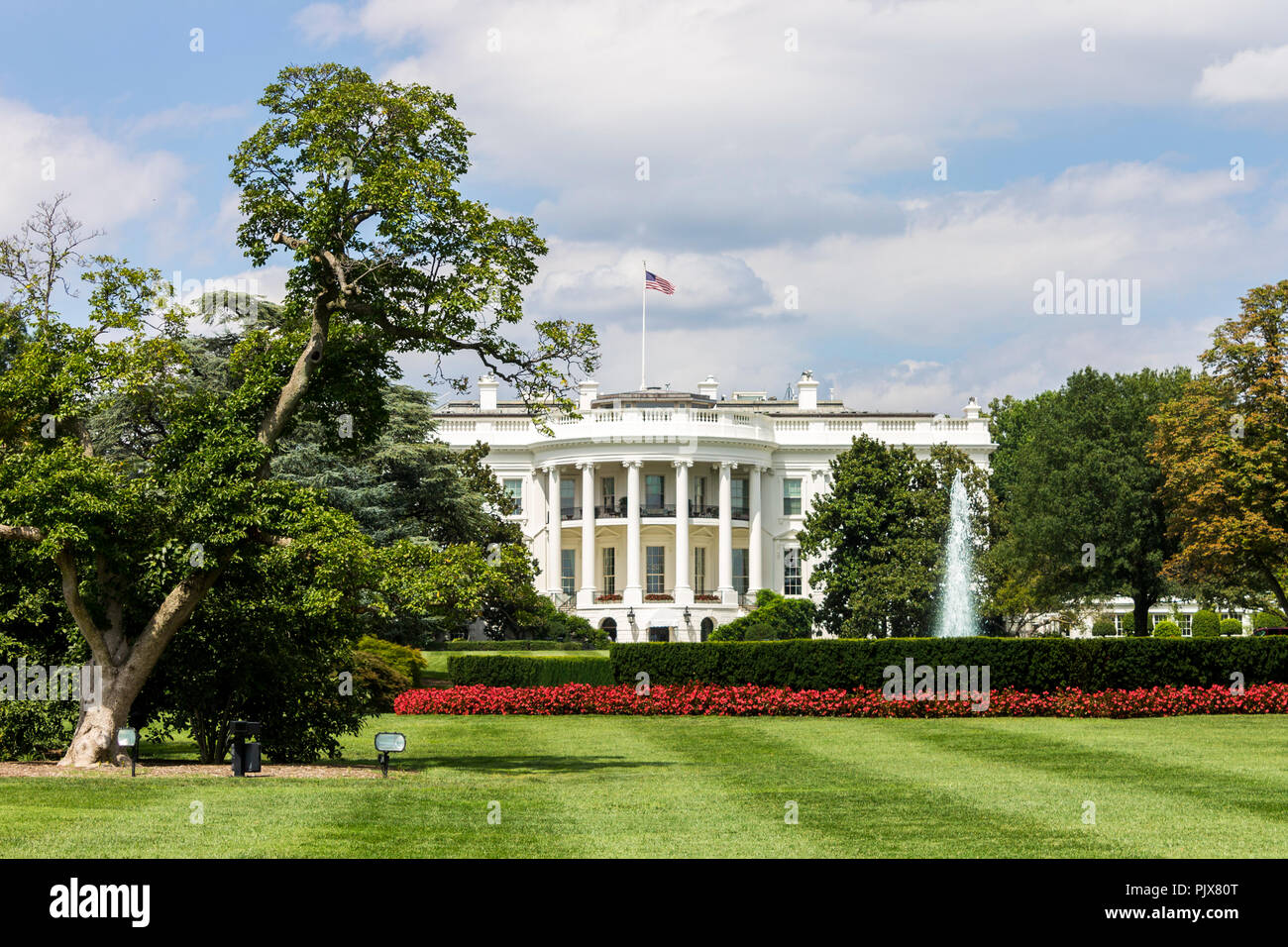 Washington, D.C. The southern facade of the White House, official residence and workplace of the President of the United States, with a semi-circular  Stock Photo