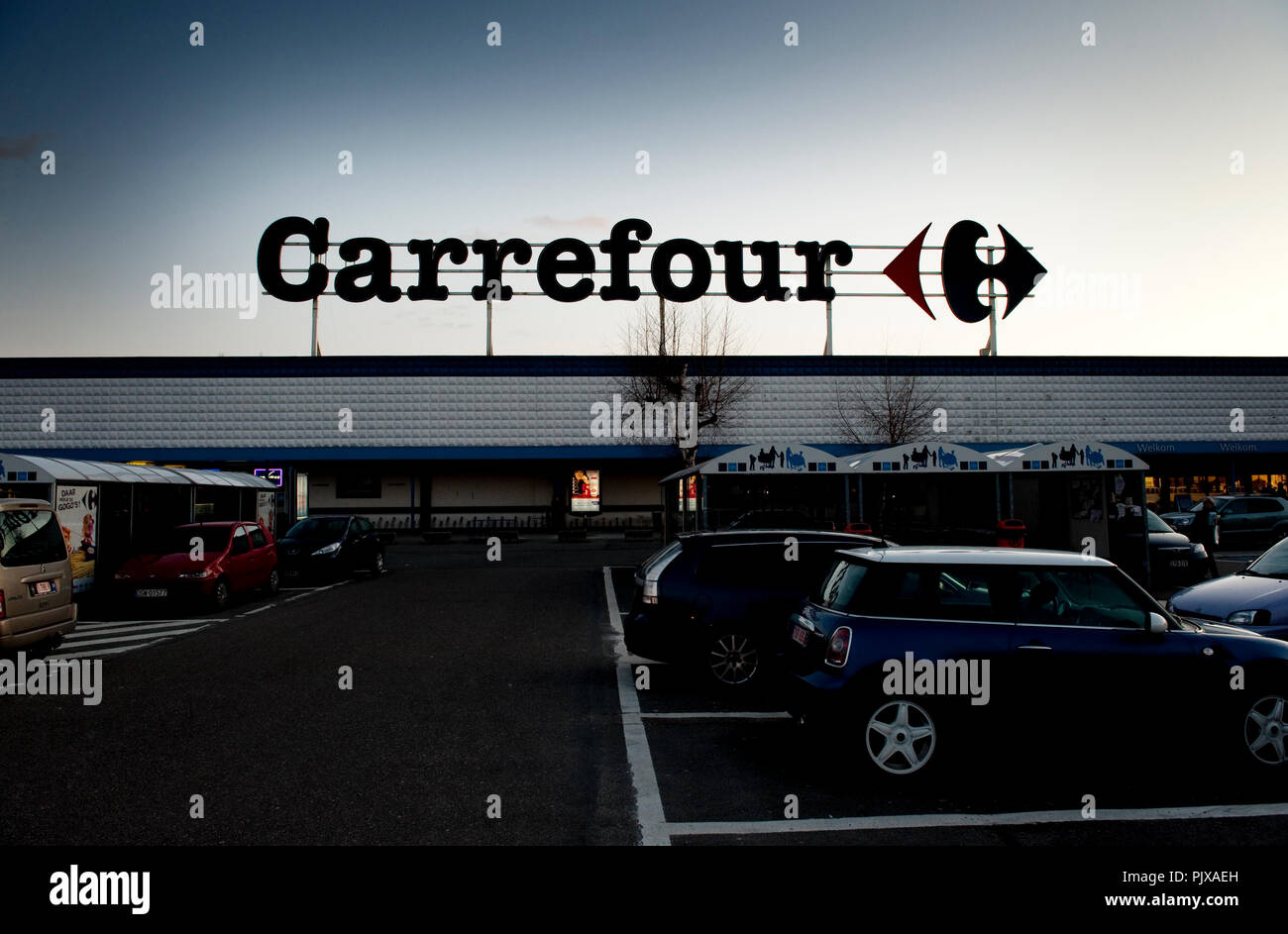 Logo carrefour supermarket hi-res stock photography and images - Page 6 -  Alamy