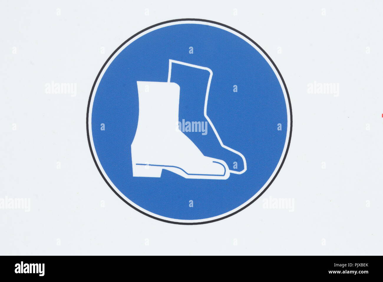 wear safety shoes