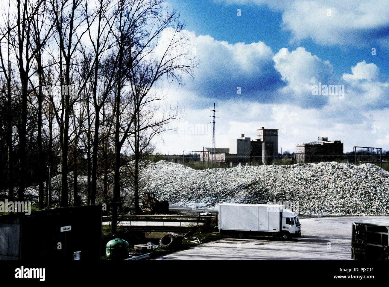 The Interleuven garbage site on the Aarschotsesteenweg in Leuven (04/1997) Stock Photo