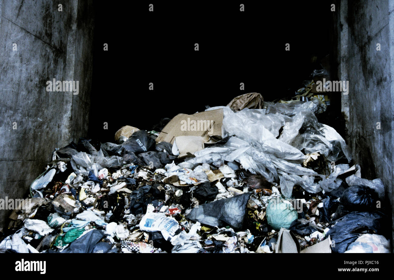 The Interleuven garbage site on the Aarschotsesteenweg in Leuven (04/1997) Stock Photo