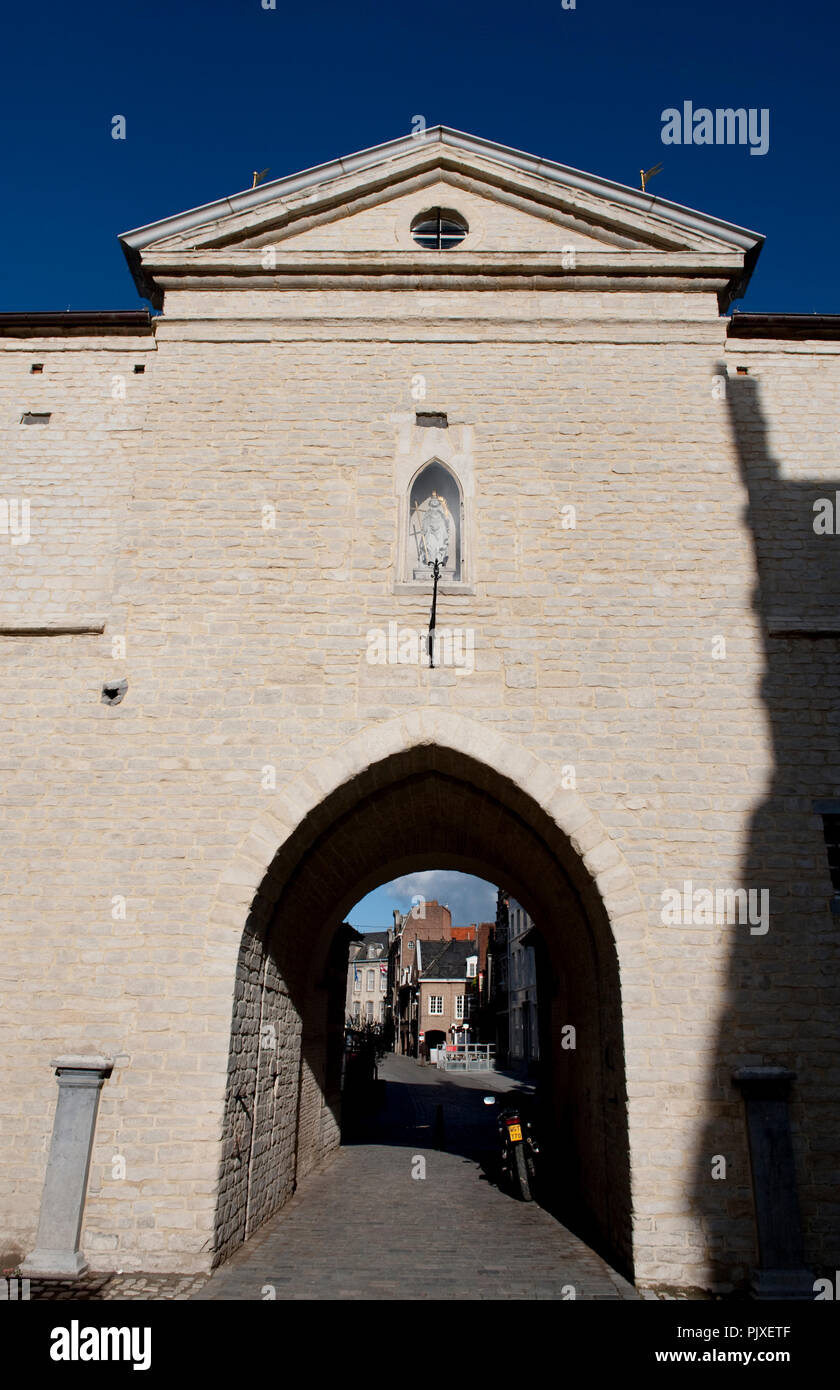 The 14th Century Prison gate in Lier (Belgium, 25/10/2010) Stock Photo