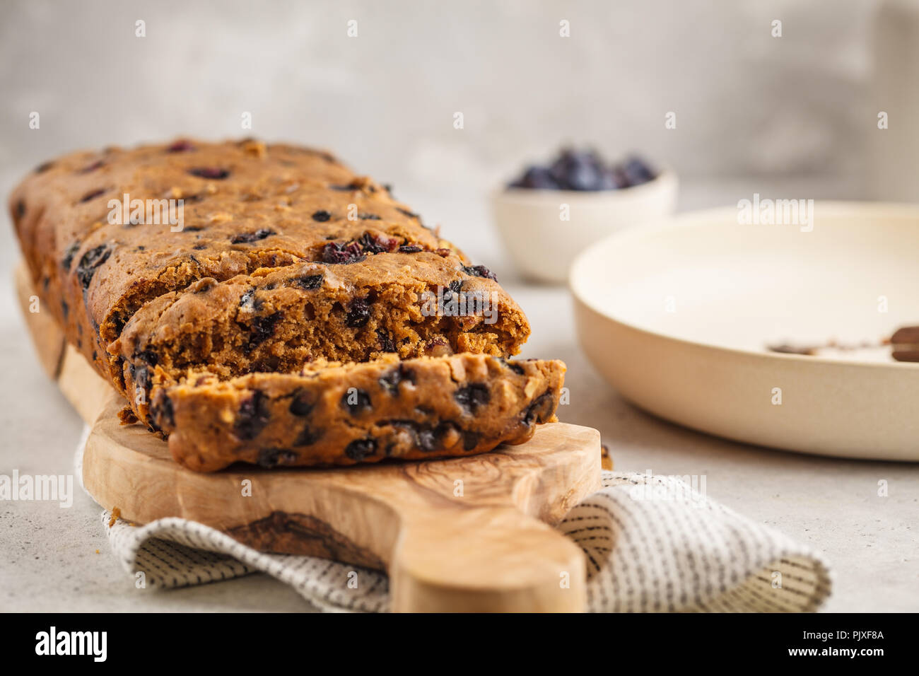 Vegan blueberry bread (cake). White background, healthy vegan dessert ...