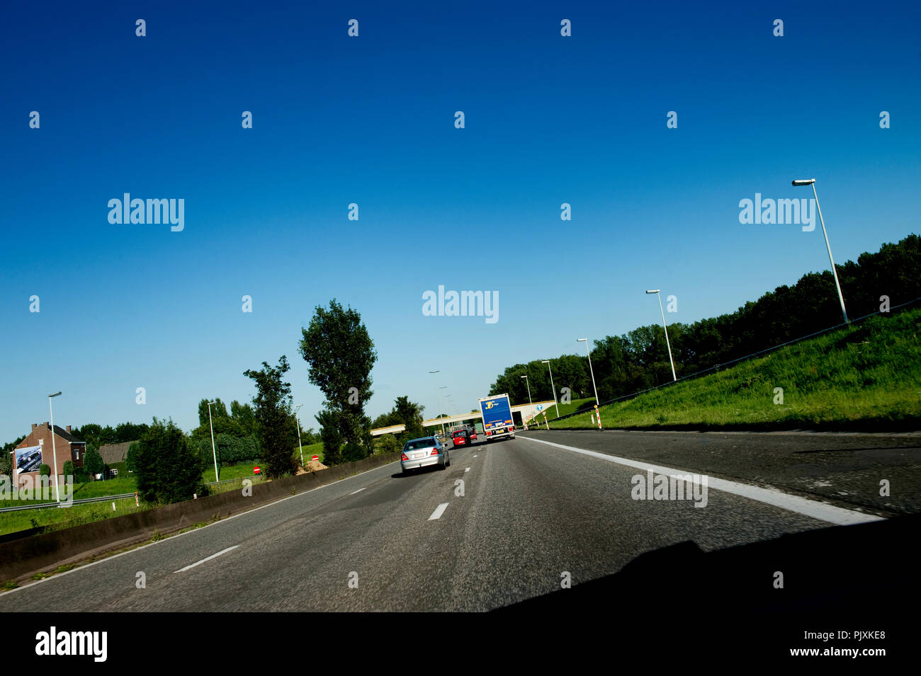 the E40 motorway between Aalst and Brussels (Belgium, 04/08/2009 Stock