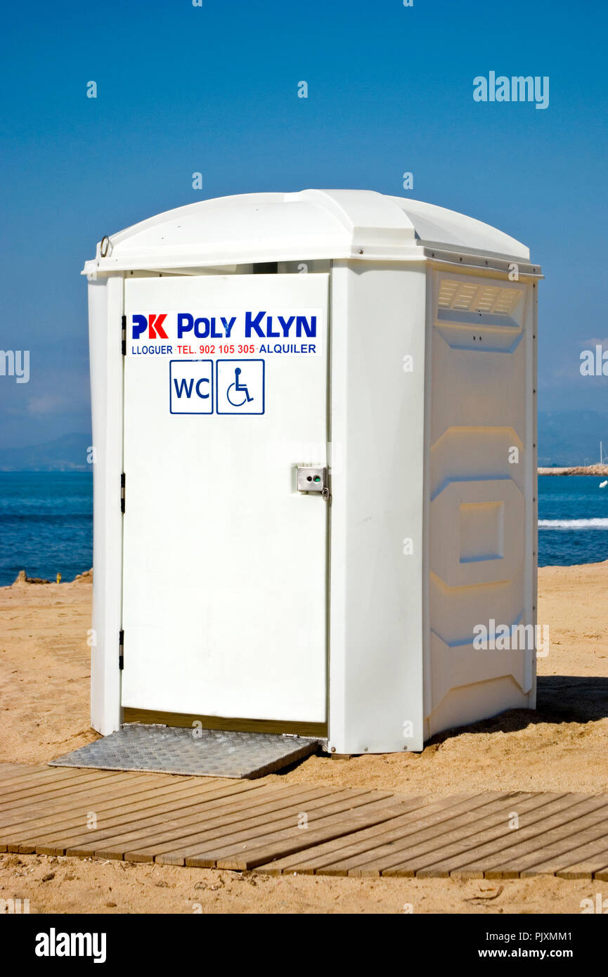 Beach Toilet High Resolution Stock Photography and Images - Alamy