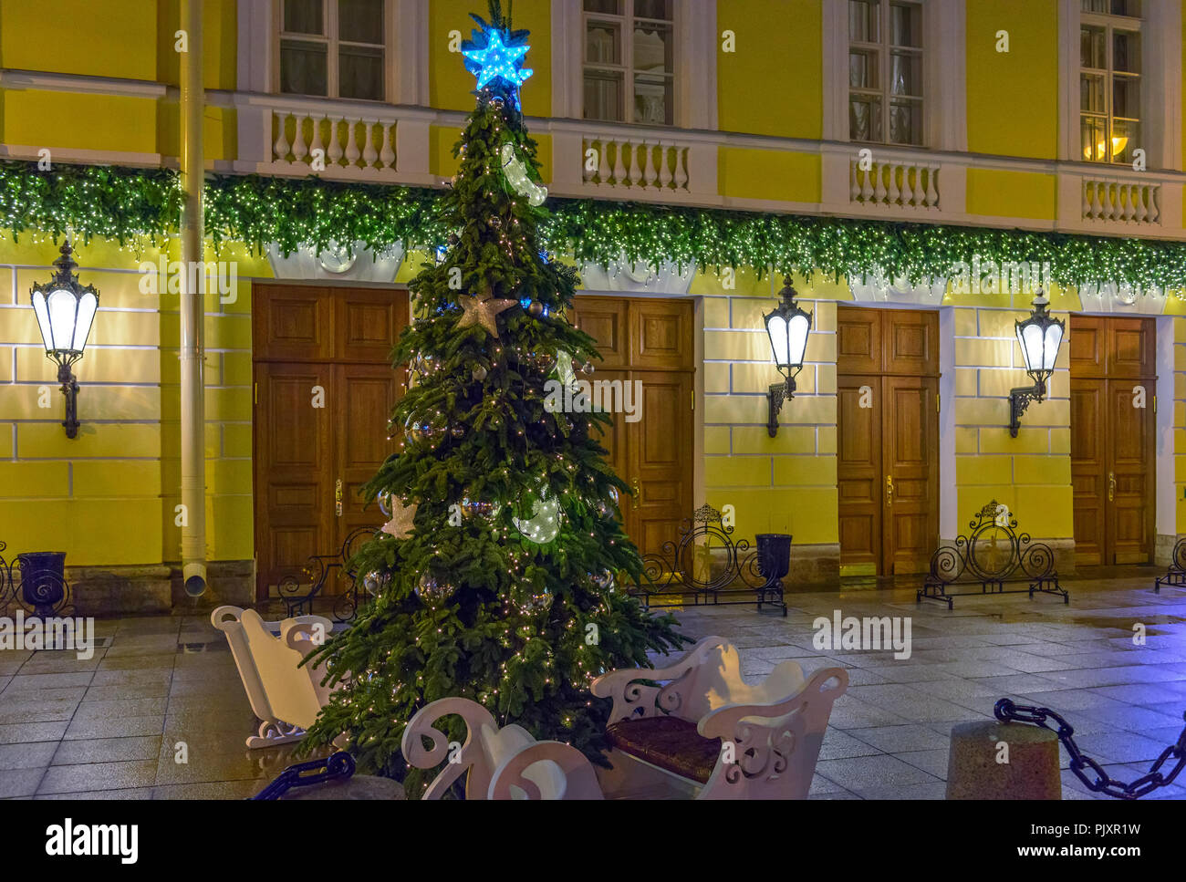 Russia st petersburg christmas tree hires stock photography and images